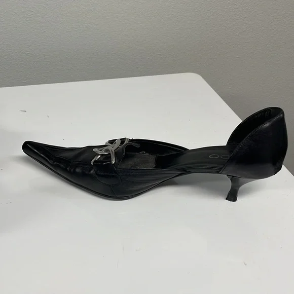 Black very pointy kitten heels - Picture 6 of 7